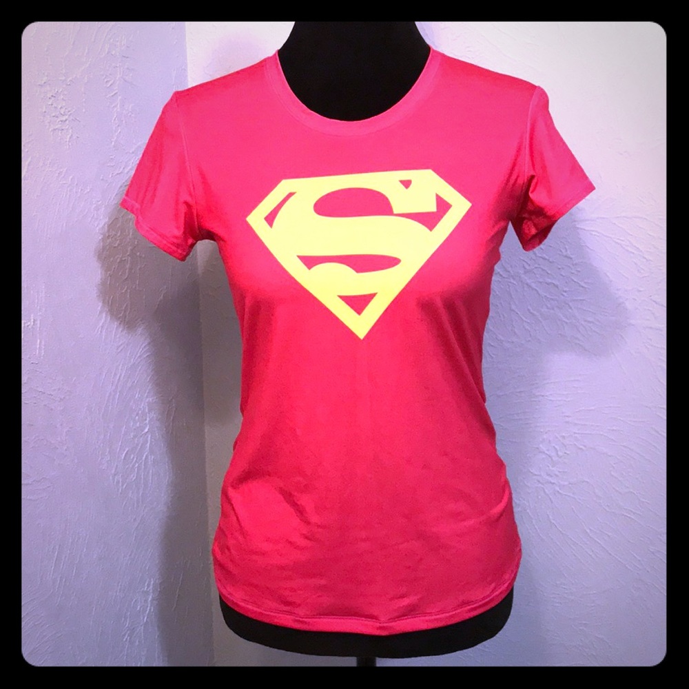 Under Armor superwoman tee